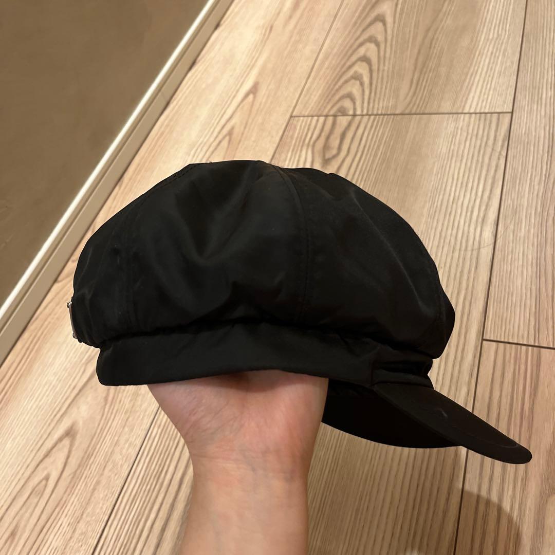 美品！プラダ　キャスケット