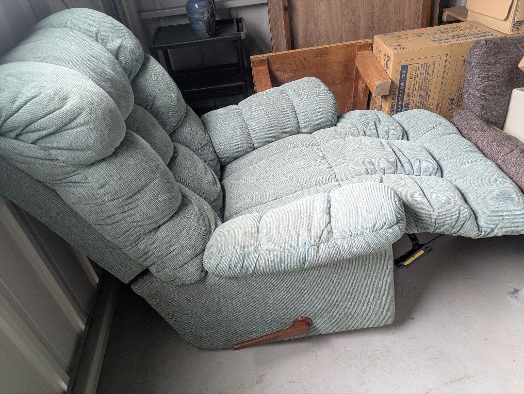 リクライニング機能付き1人掛けソファ　アメリカ製 淡い緑色