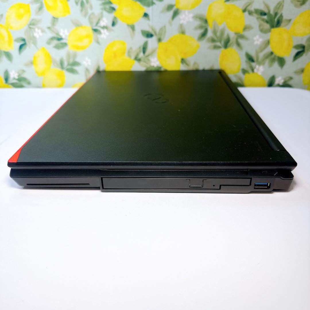 高年式❤️Windows11❤️富士通❤️新品SSD❤️動画編集や事務作業、サクサク快適