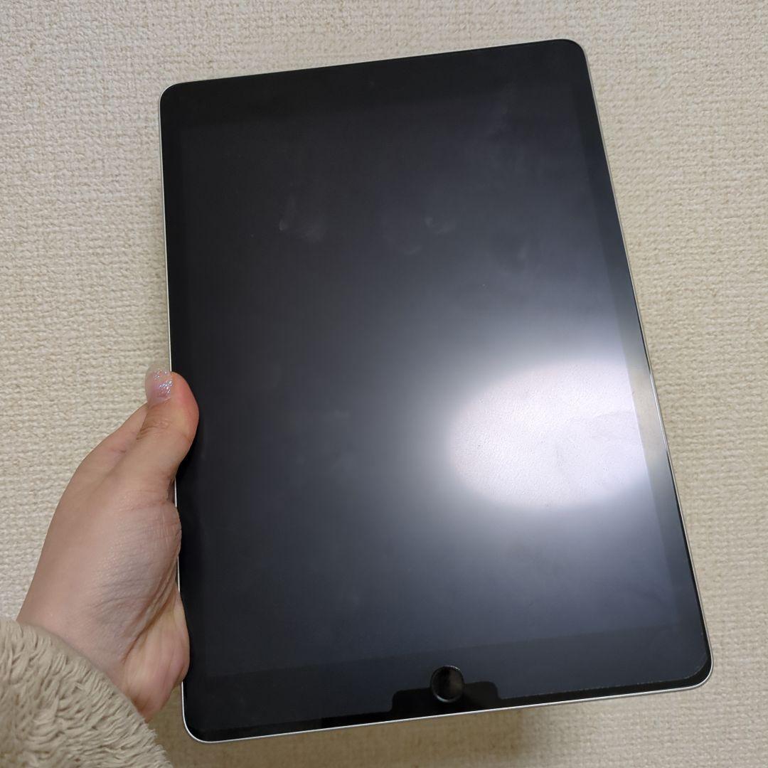 【ジャンク品】iPad 第9世代 64GB スペースグレー（電源不可・外装美品）