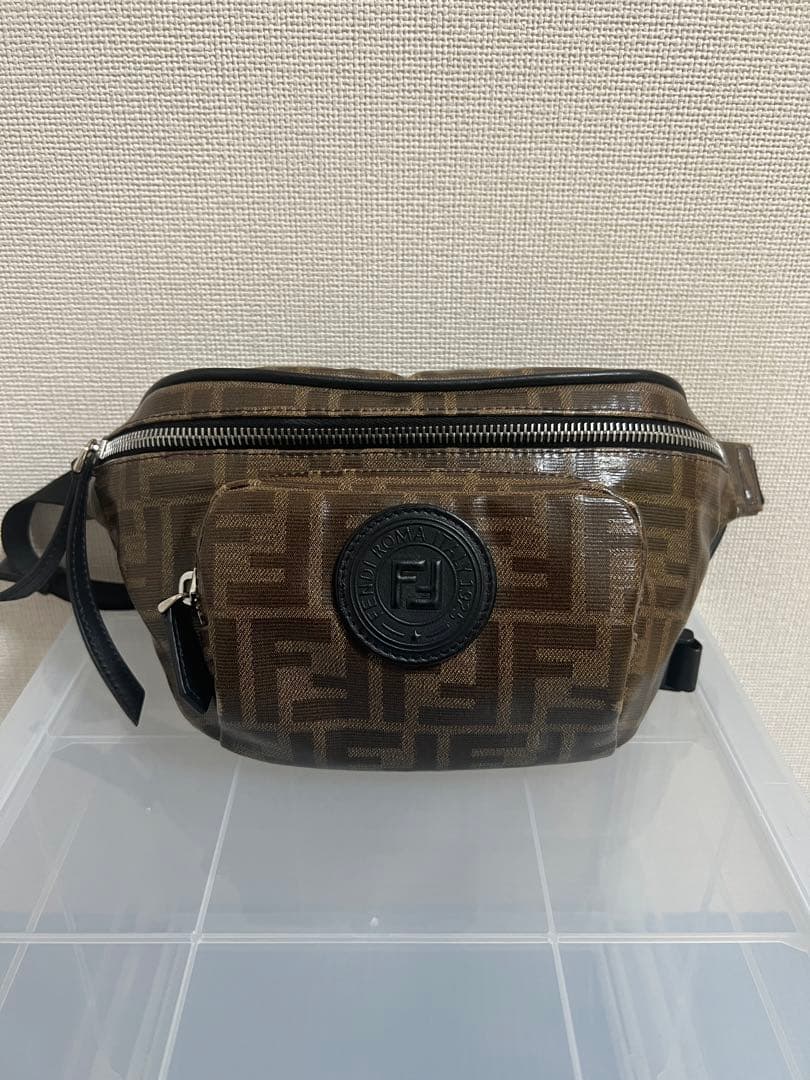 FENDI ズッカ柄 ウエストバッグ コーティングキャンバス レザー