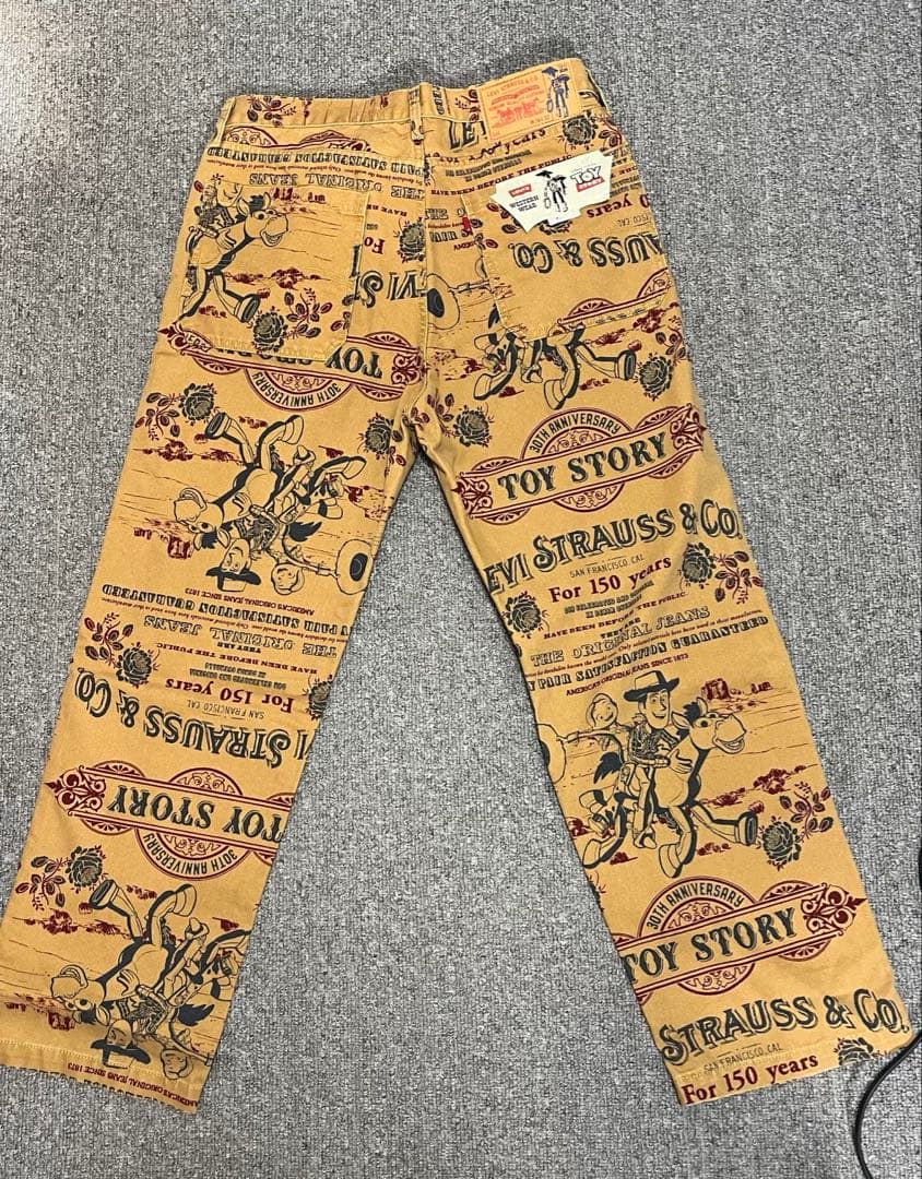 Levi’s x Toy story ペインターパンツ　36x32 inch