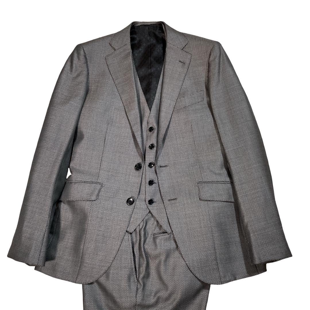 Yum!グローバルスタイル　スリーピース　カイザーモデル　総柄　シルク混