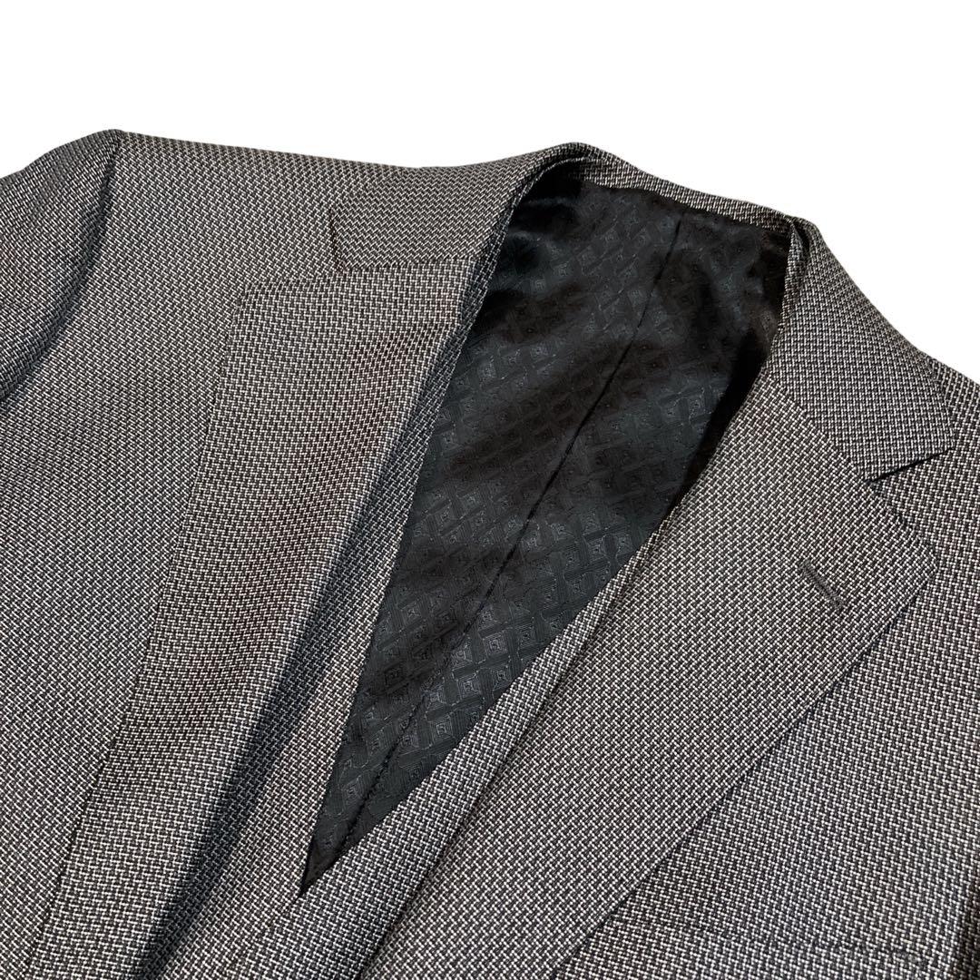 Yum!グローバルスタイル　スリーピース　カイザーモデル　総柄　シルク混