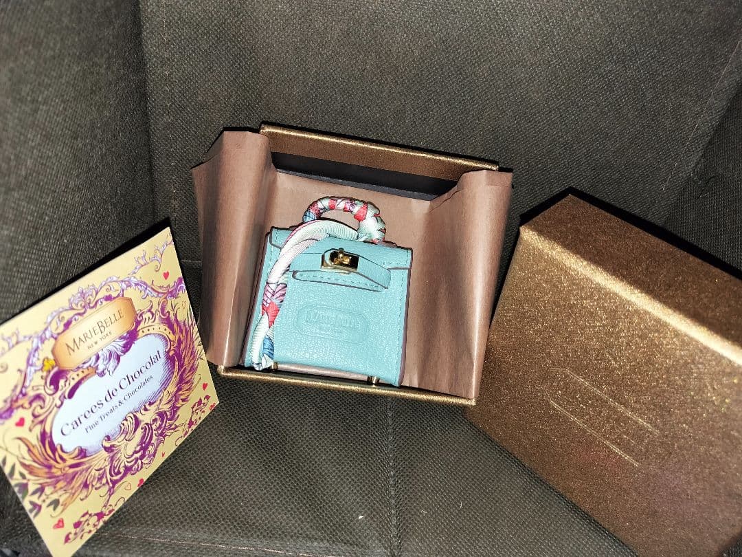 チョコ付き新品未開封マリベルマイクロミニバック　オータムブルー&ブラウン