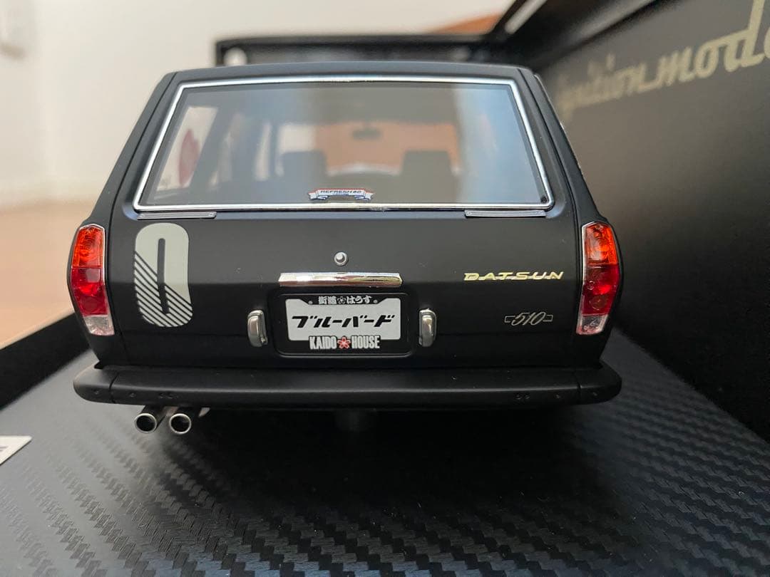 ミニカー Datsun Bluebird510 1/18