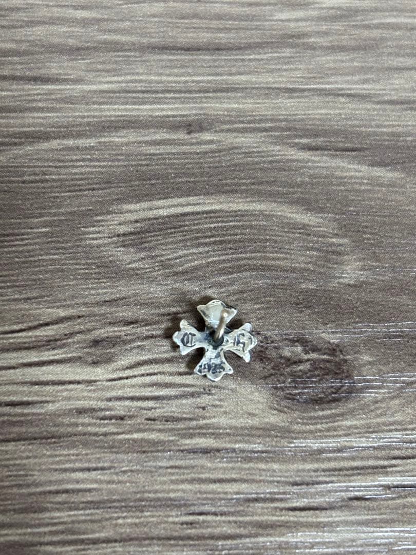 クロムハーツ CHプラススタッド ピアス