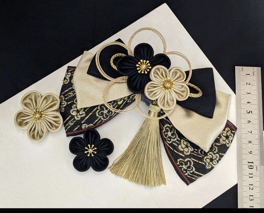 和装髪飾り　シャンパンゴールド✕ブラック成人式髪飾り卒業式袴髪飾り
