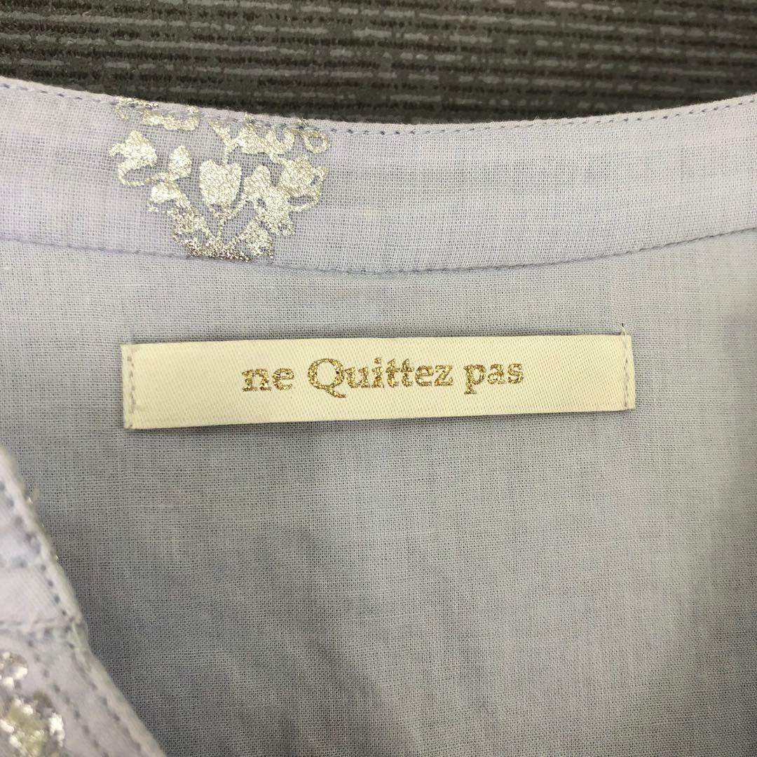 ne Quittez pas コットンボイルホイルフラワープリントスリーブドレス