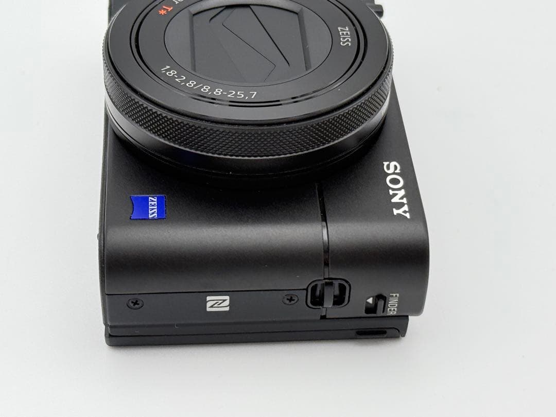 【極上美品】SONY CyberShot RX100V(DSC-RX100M5A