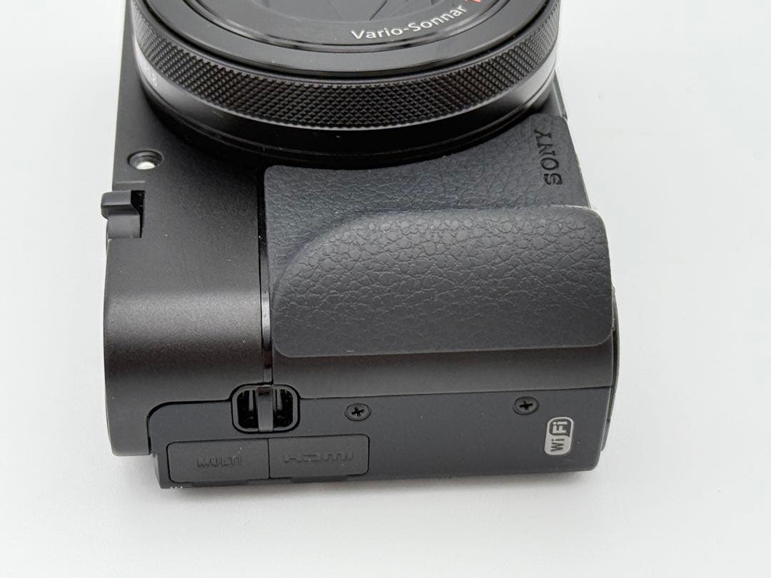 【極上美品】SONY CyberShot RX100V(DSC-RX100M5A