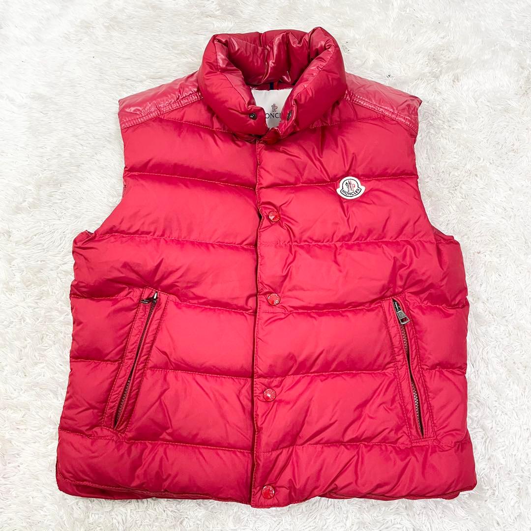 MONCLER レッド ダウンベスト