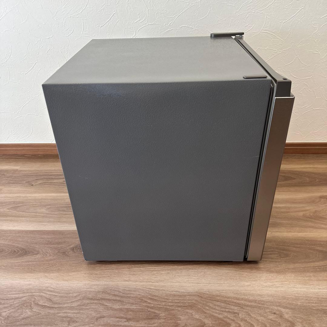 ハイセンス 小型 冷蔵庫 幅44.5cm 45L シルバー HR-A45S