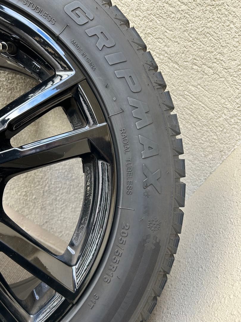 GRIPMAX 205/55R16 スタッドレスタイヤ4本セット