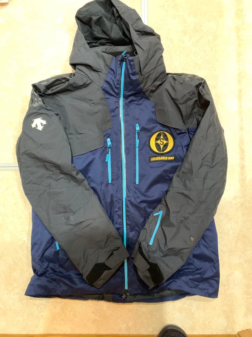 オガサカスキー デサント　チームウエア 上下セット　Ｌサイズ　スキーウェア