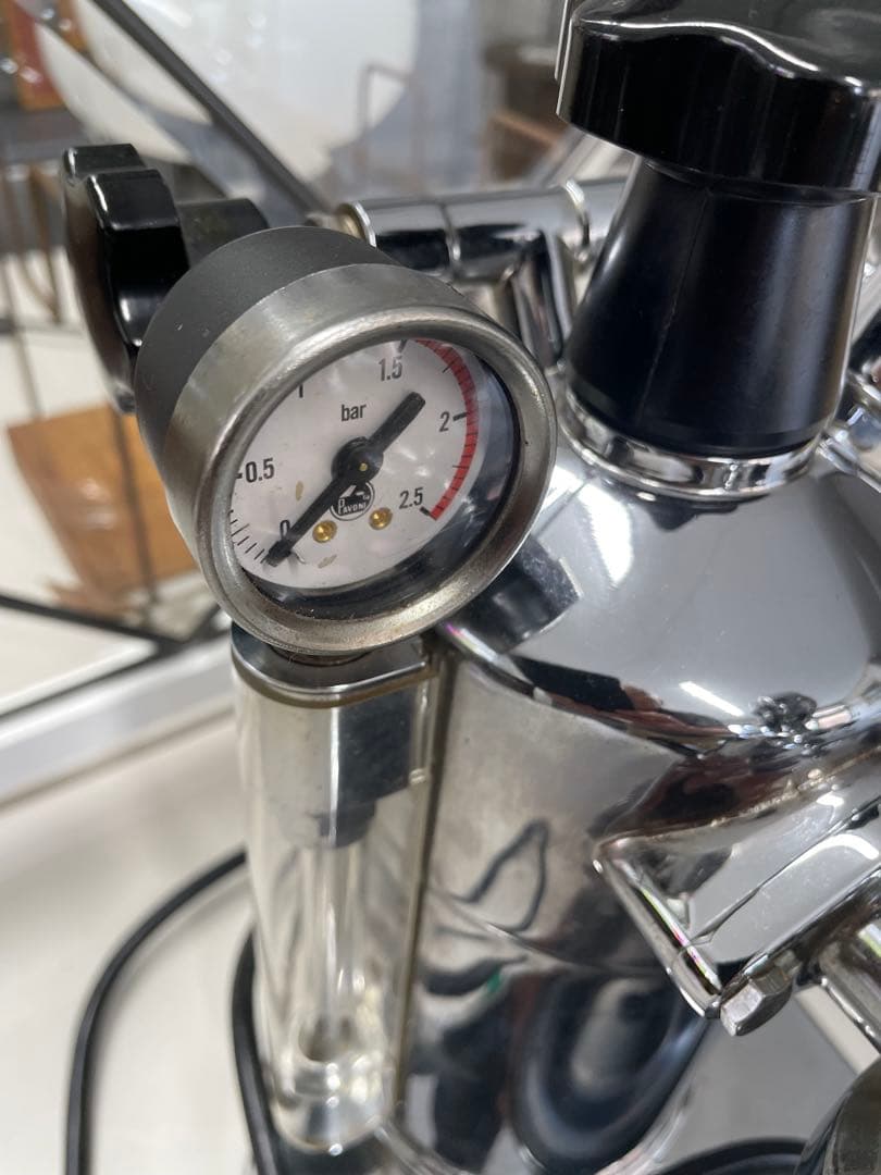 ラ・パボーニのエスプレッソコーヒーマシン プロフェッショナル