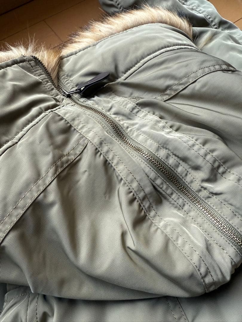 moussy 新品タグ付きN2Bカーキー