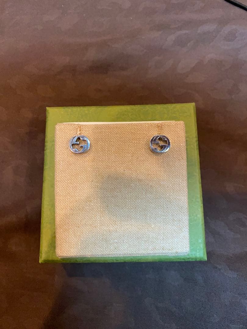 GUCCI グッチ ピアス インターロッキング GGロゴ シルバー925