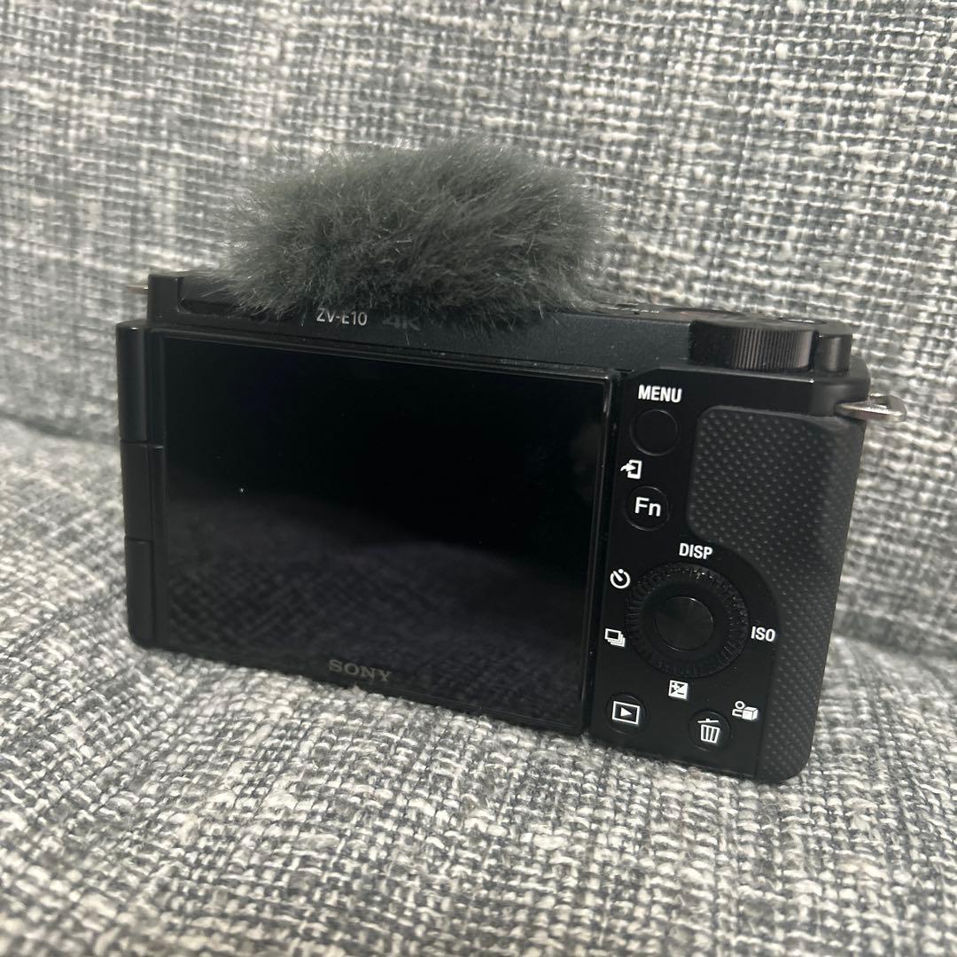 ほぼ未使用 SONY 4K デジタル一眼カメラ