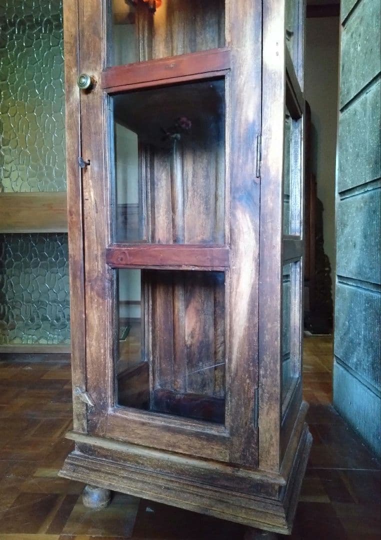 Old Maison 製　ヴィンテージ家具　木製キャビネット　飾り棚　引き取り可