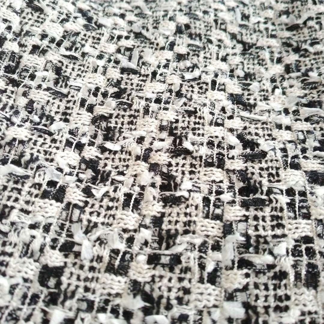 【トゥービーシック】未使用 大きいサイズ 42 ノーカラー ツイード ジャケット