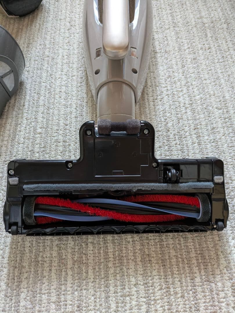 夜間飛行　ほぼ新品　日立充電式掃除機　PV-B200H シャンパンゴールド