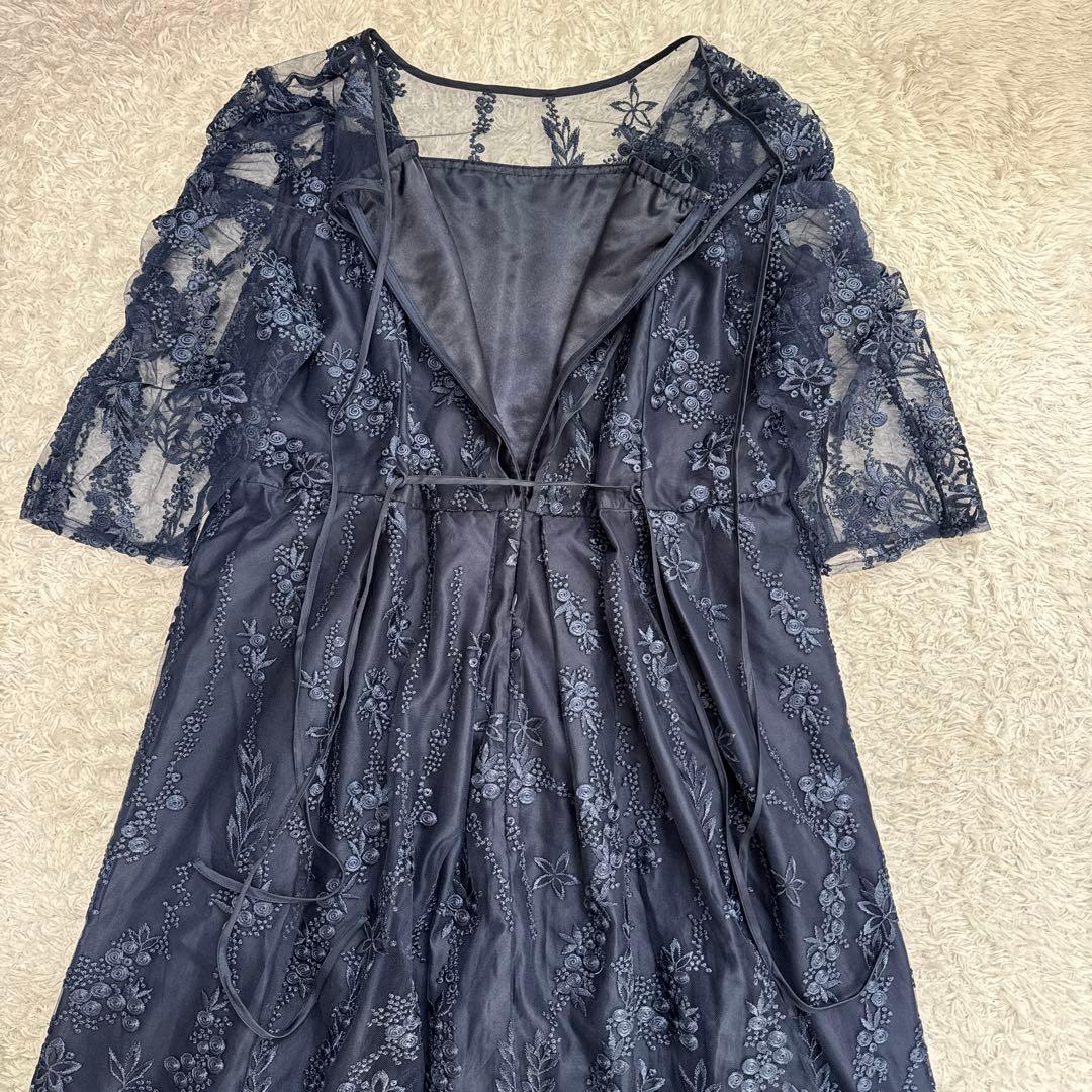 極美品 niana 刺繍レース バックリボン パーティードレス 二次会 4L