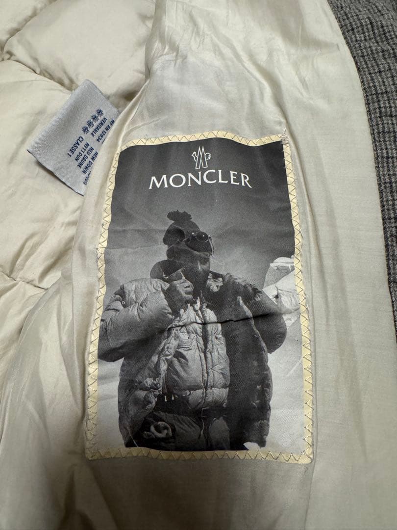MONCLER 希少なグレー チェック柄 ダウン⇒三日月