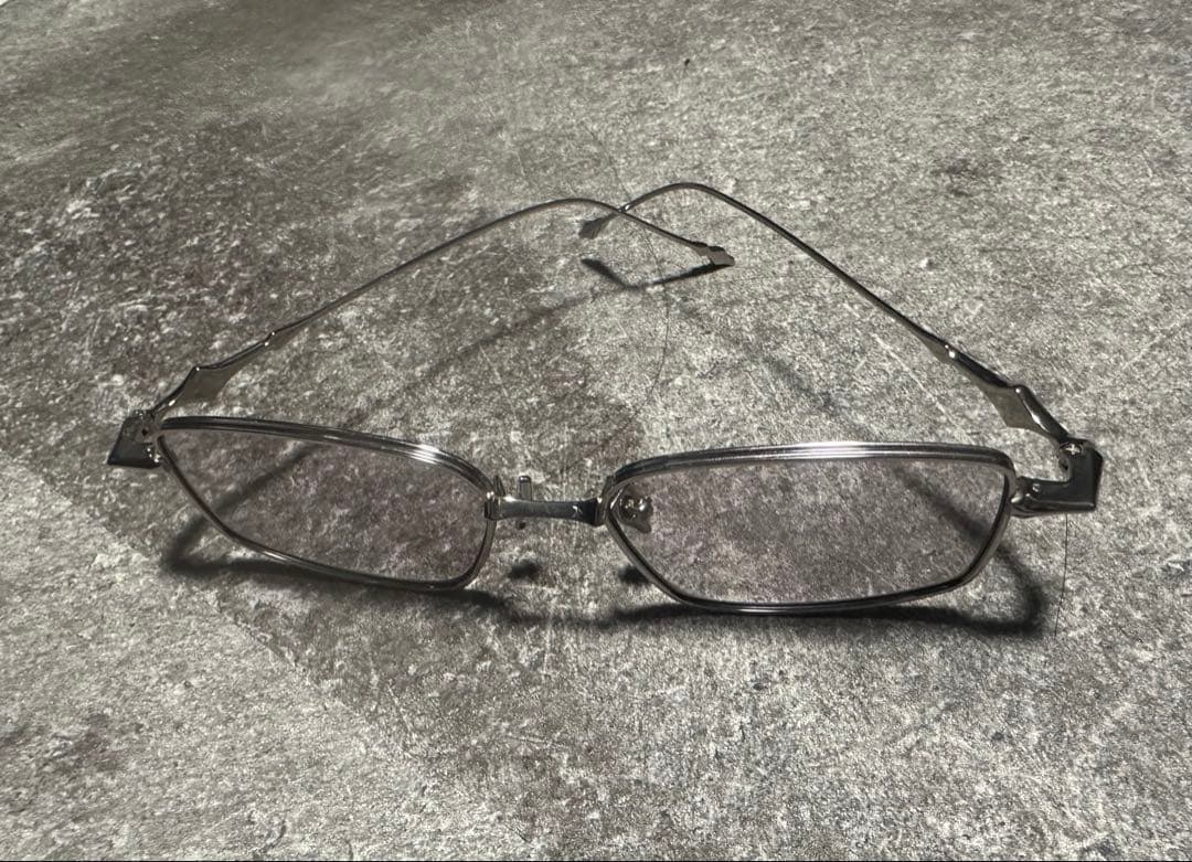 GENTLE MONSTER サングラス Atomic 02