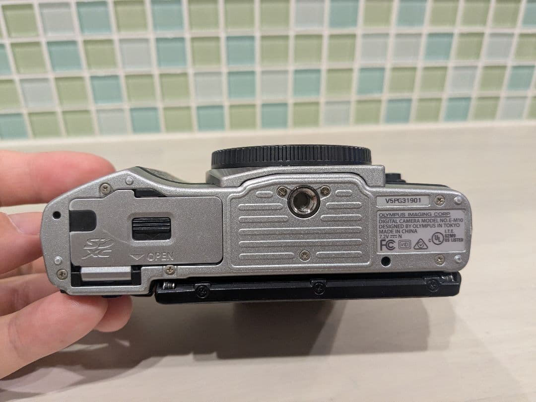 OLYMPUS OM-D E-M10 本体と付属品他＋撮影ガイド付