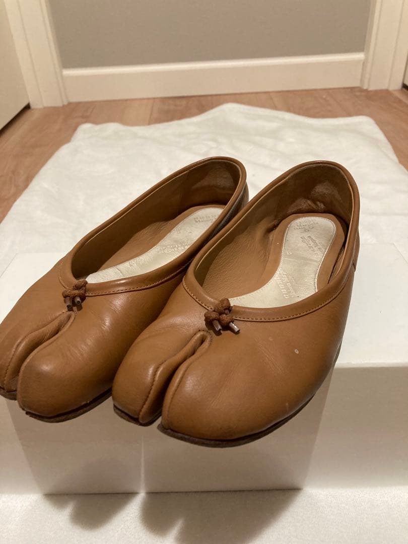 【国内正規店購入】メゾンマルジェラ足袋tabi 22.５㌢〜23㌢ブラウン