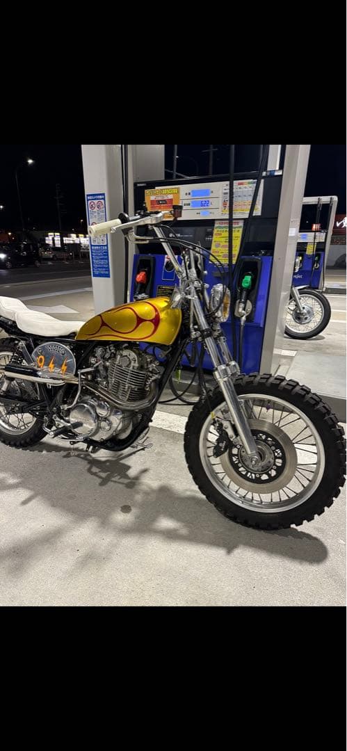 sr400 チョップタンク