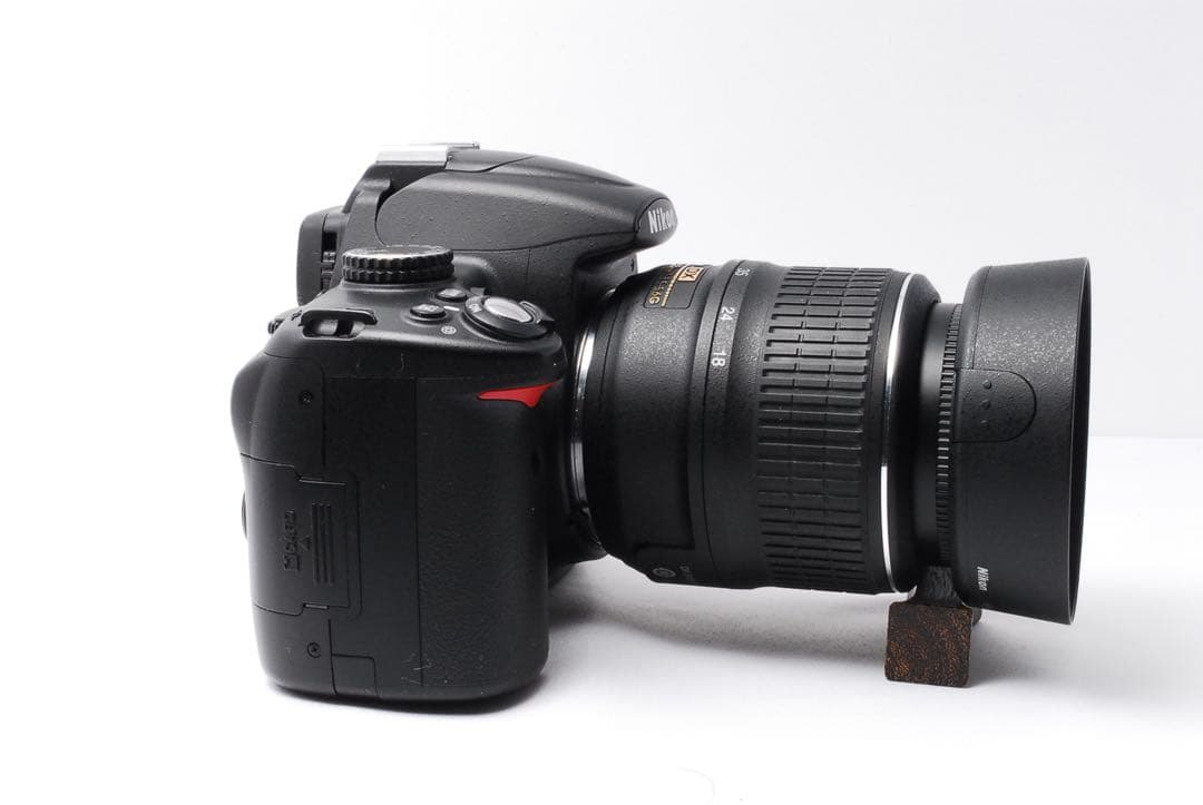 スマホ転送OK❤️Nikon D5000❤️自撮り楽々✨一眼レフカメラ