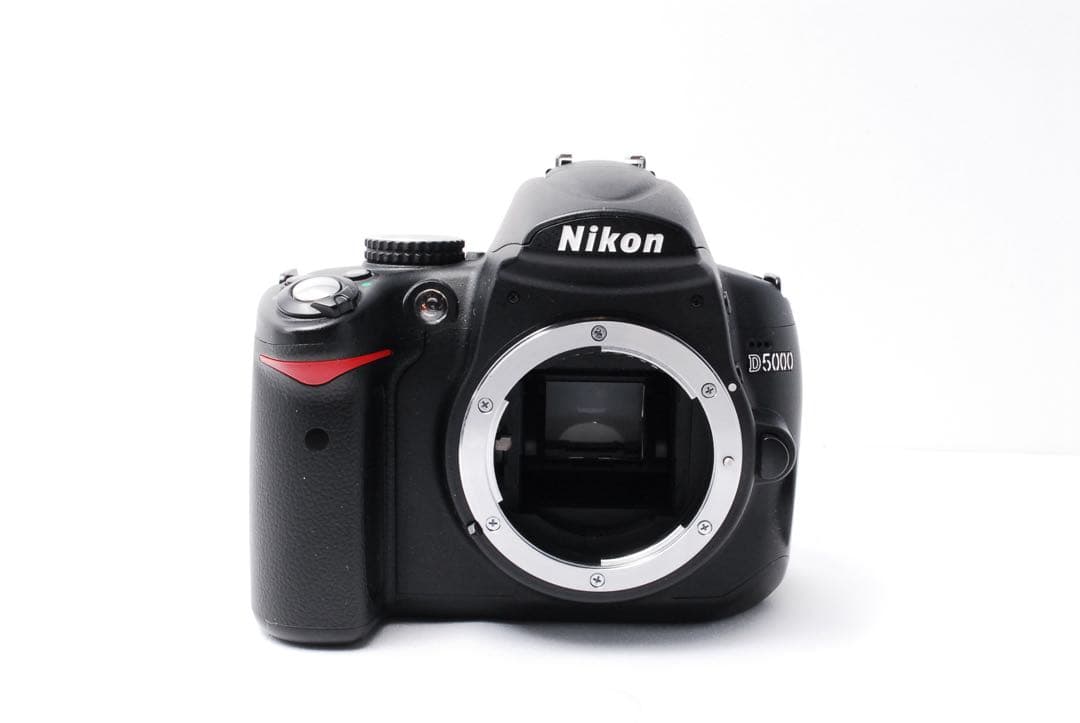 スマホ転送OK❤️Nikon D5000❤️自撮り楽々✨一眼レフカメラ