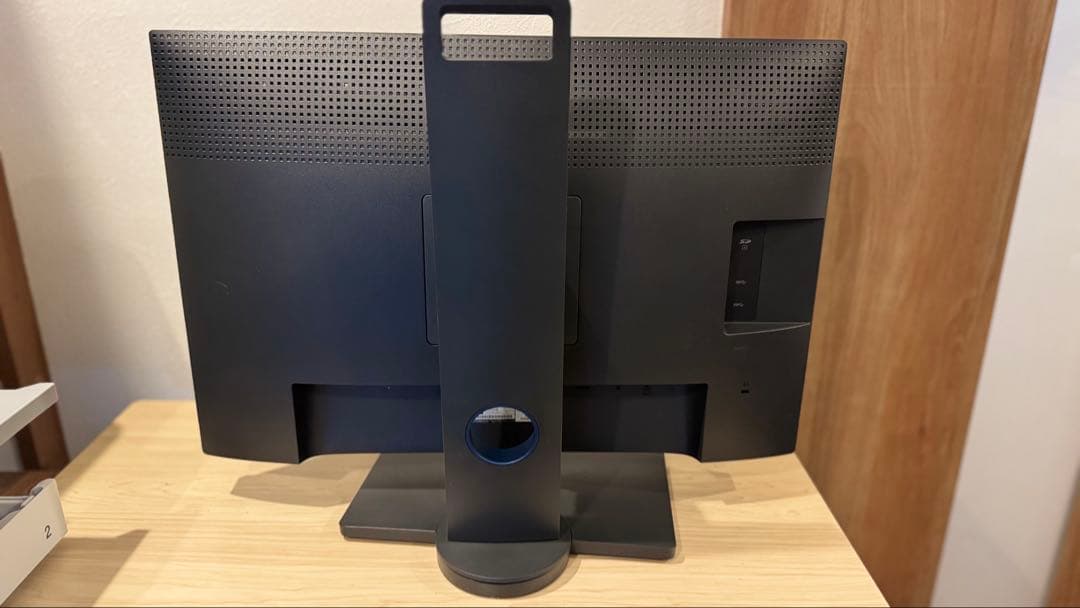 BenQ SW240 LCDモニター 本体