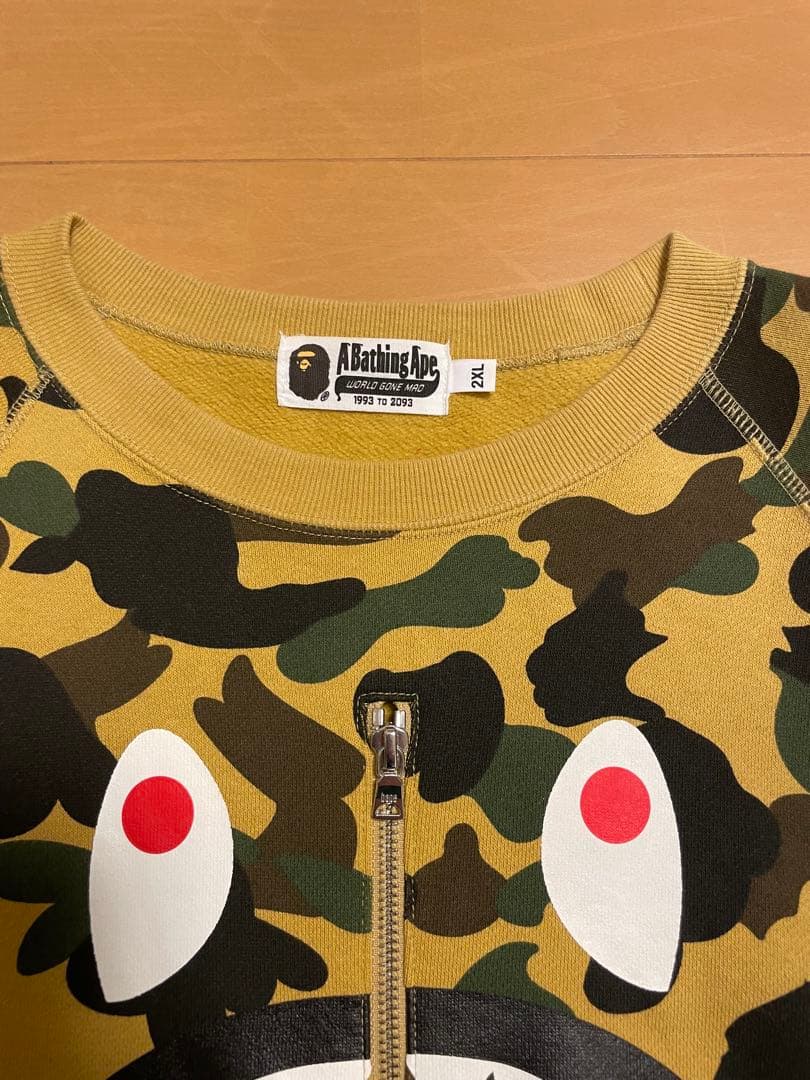 A Bathing Ape シャークトレーナー