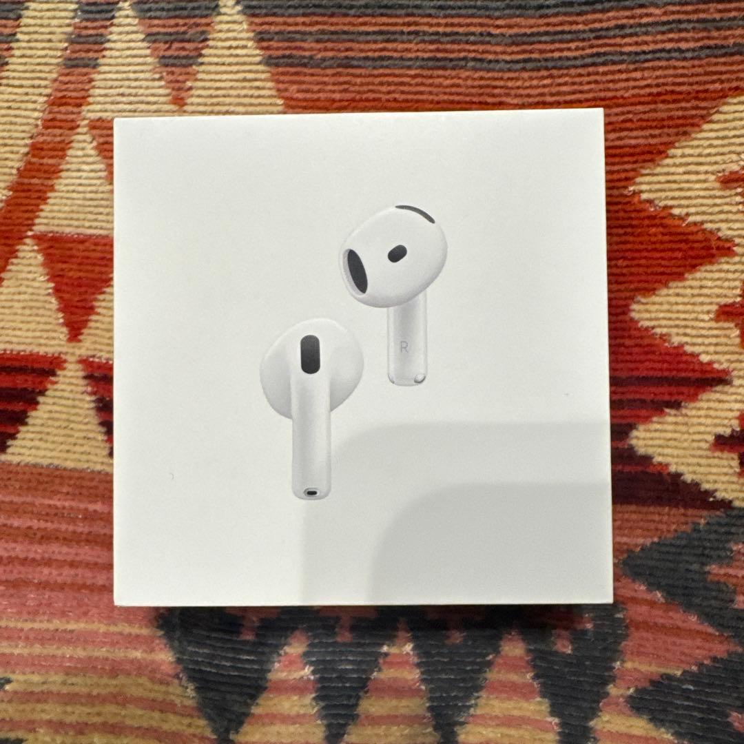 【新品未使用】AirPods 4 ノイズキャンセル搭載モデル