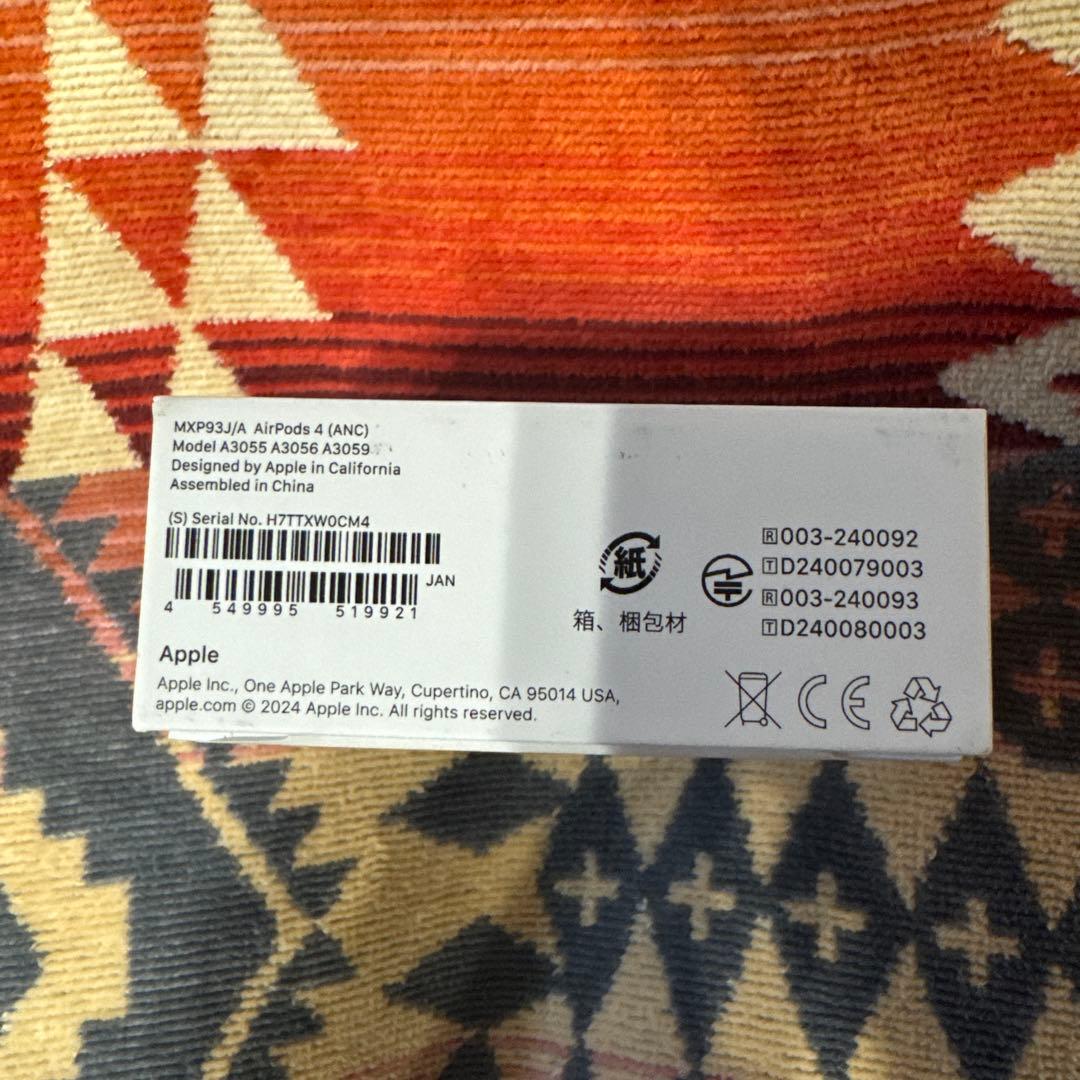 【新品未使用】AirPods 4 ノイズキャンセル搭載モデル