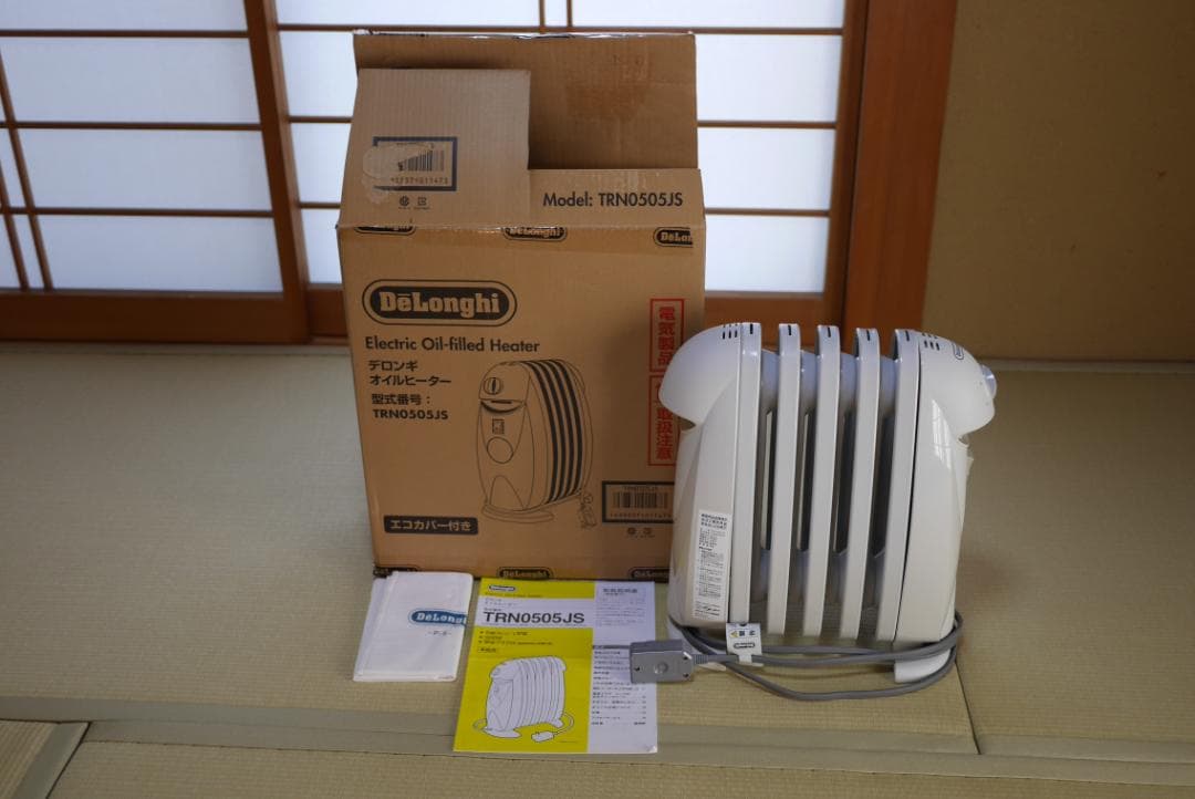 （イタリア）デロンギ　オイルヒーター（ミニタイプ）型式 TRN0505JS