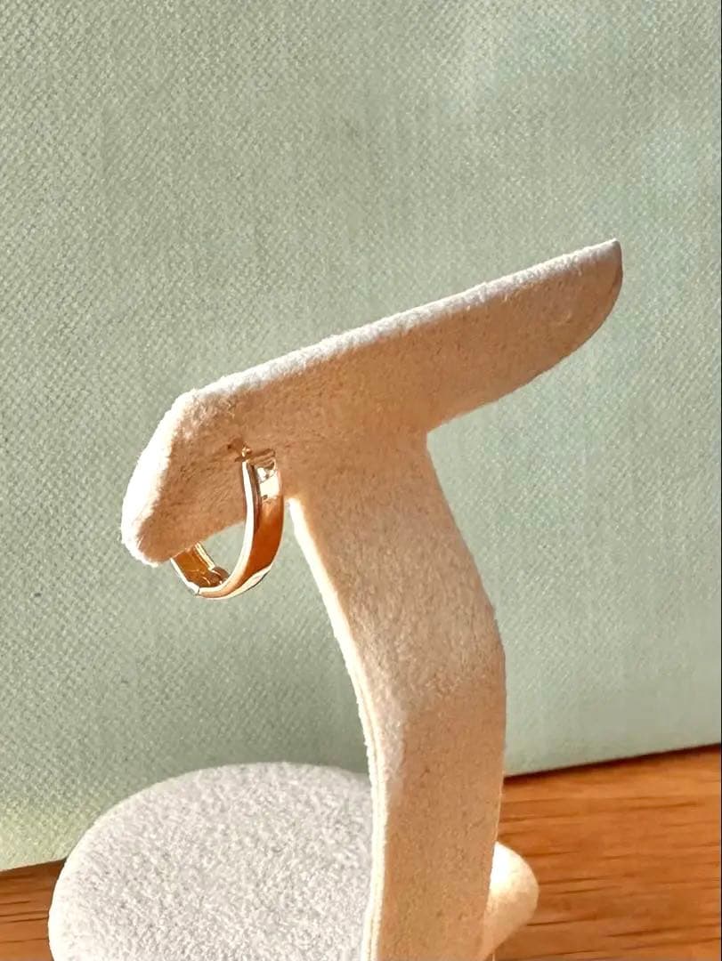 みー様　K14刻印あり 上品フープピアス片耳用14金