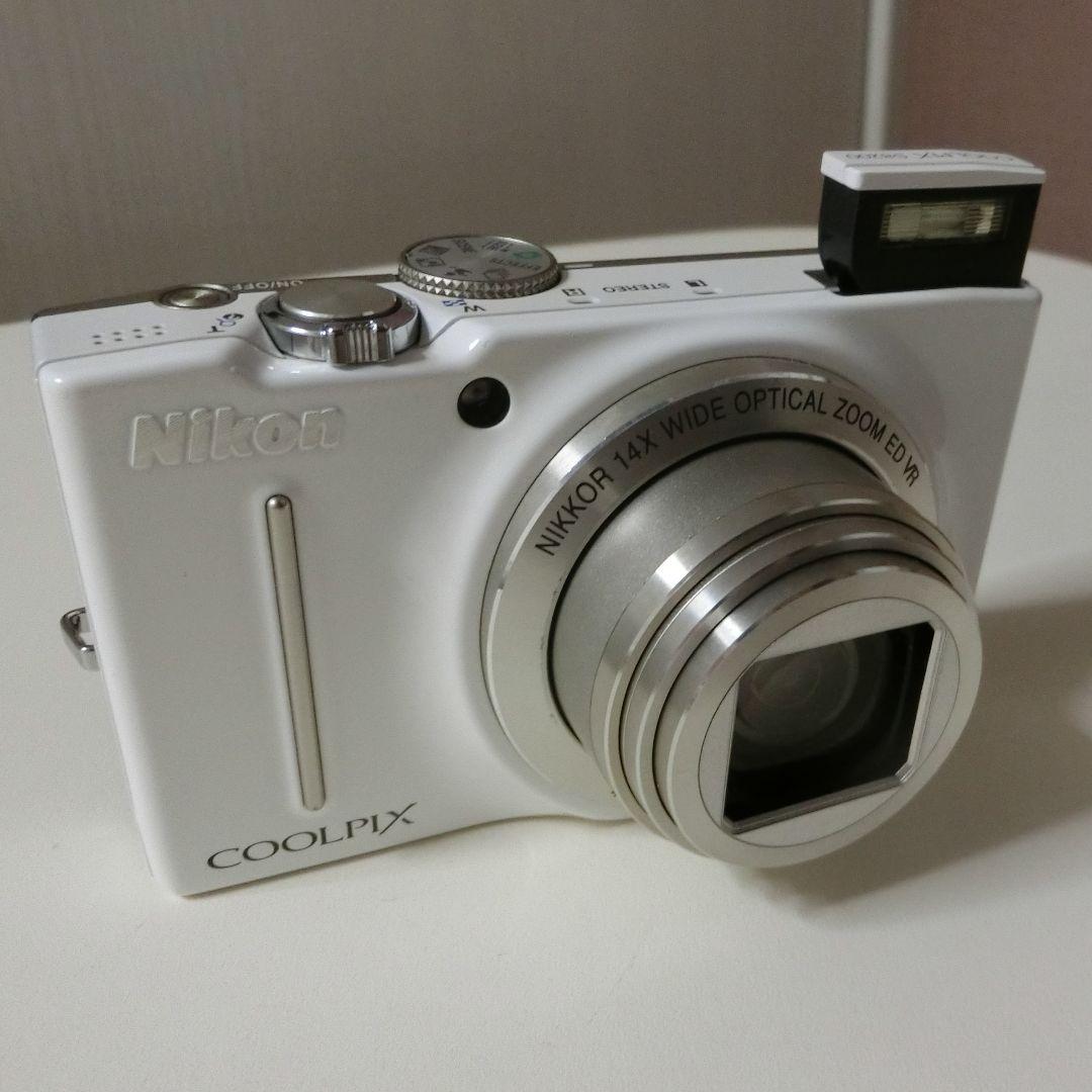 Nikon COOLPIX S8200 ホワイト