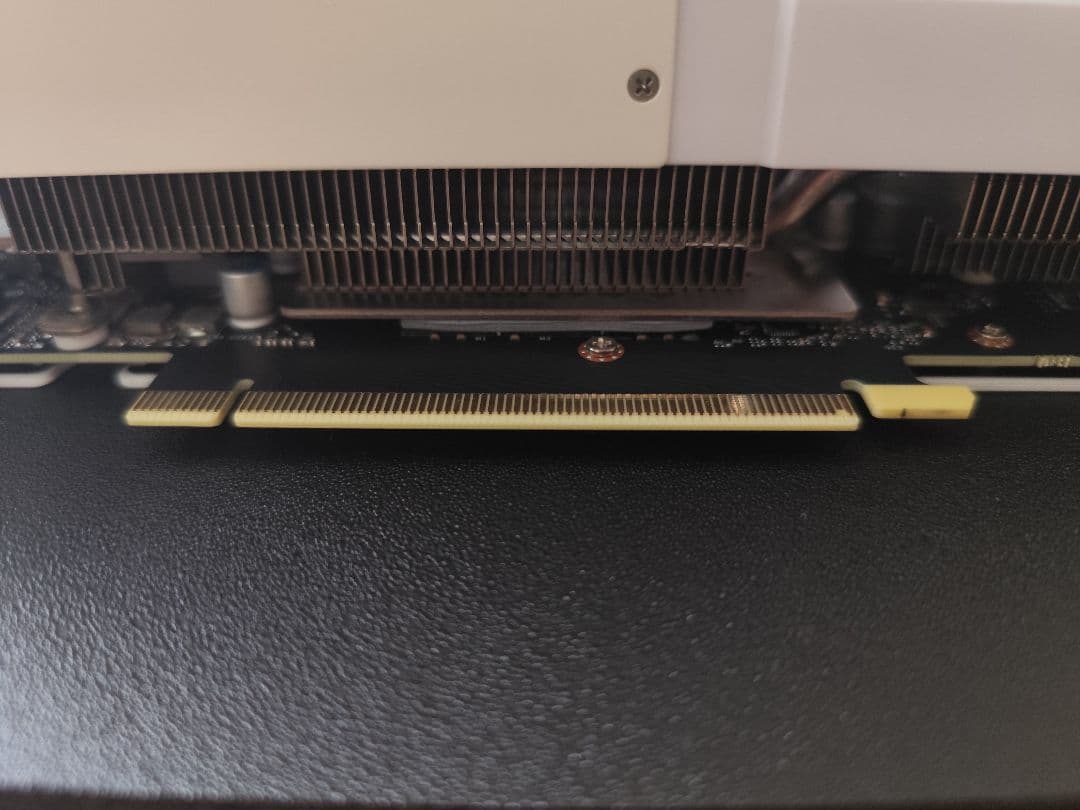 玄人志向 RTX3060Ti搭載 8GB グラフィックスボード ホワイト