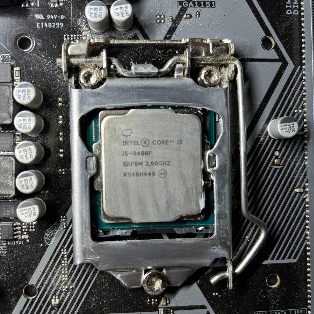 【i5-9400F】マザーボード、CPU、16GBメモリ　CPUファ ンセット