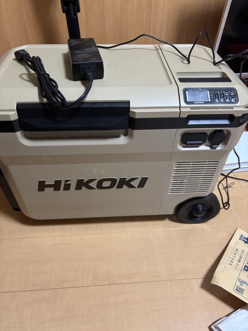 HiKOKI ポータブル冷温庫 UL 18DBA