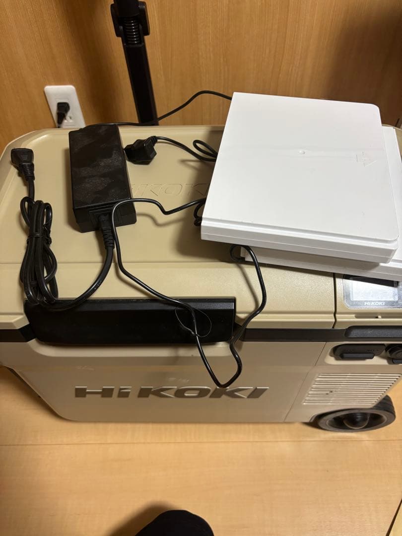 HiKOKI ポータブル冷温庫 UL 18DBA