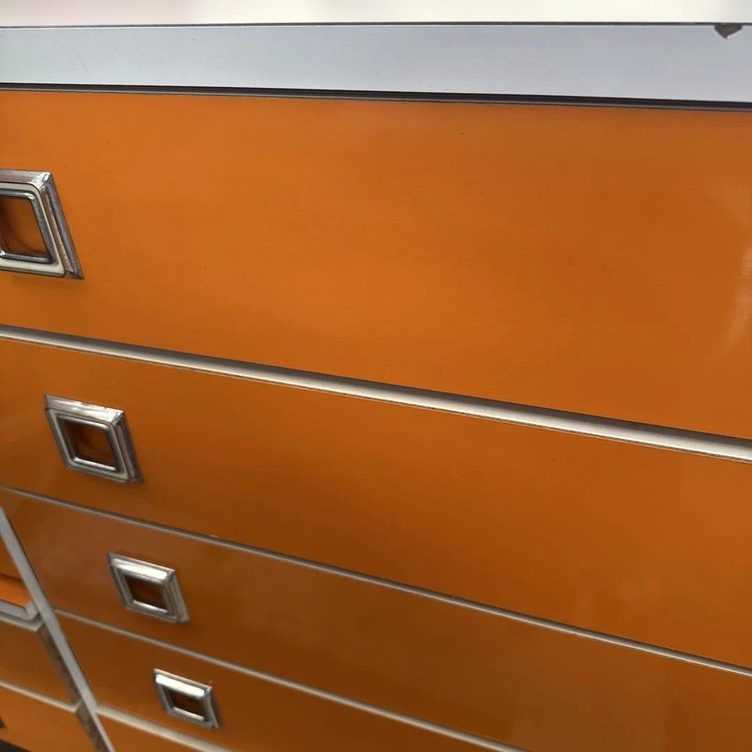 h*o様 昭和レトロ　レトロポップ　オレンジ色の5段チェスト