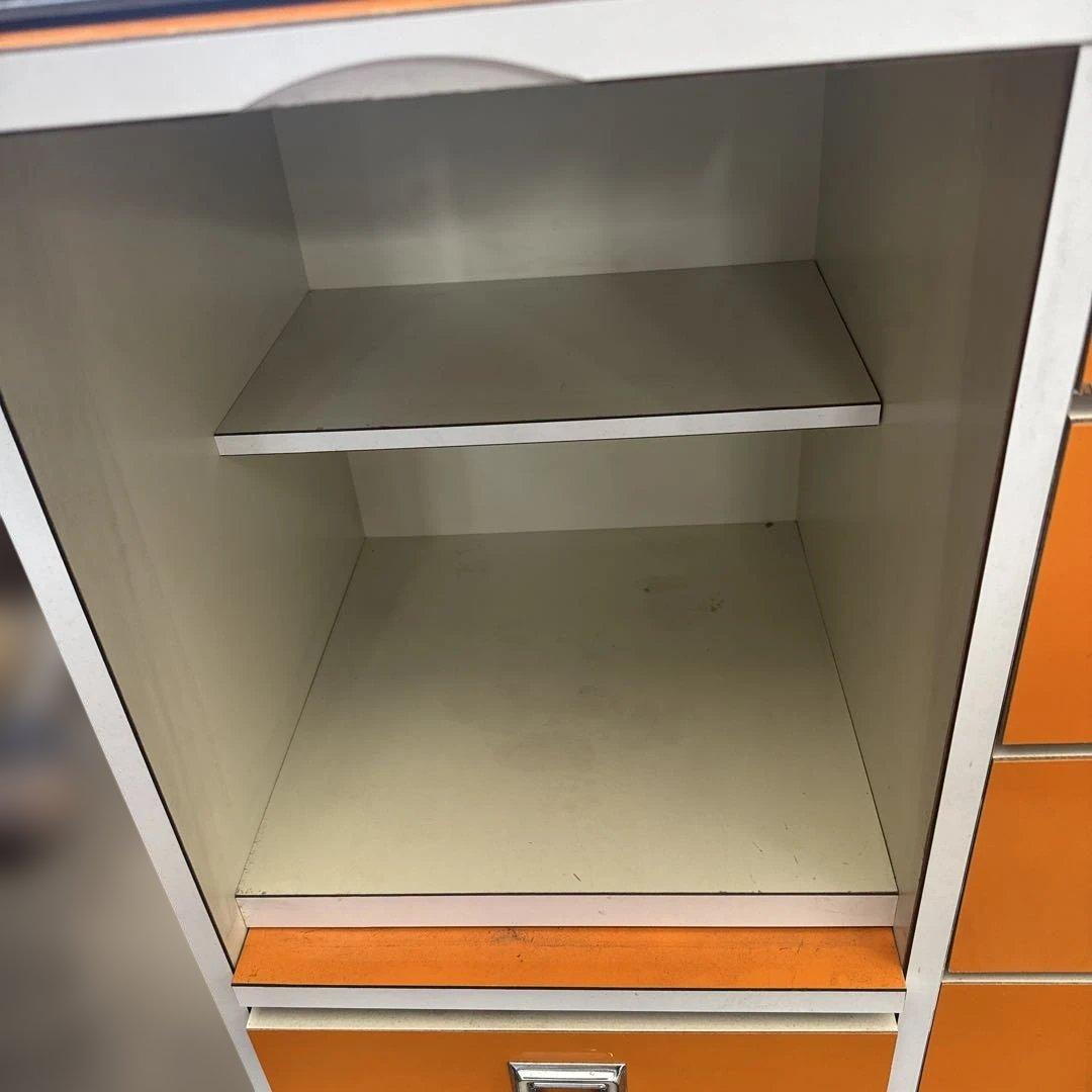 h*o様 昭和レトロ　レトロポップ　オレンジ色の5段チェスト