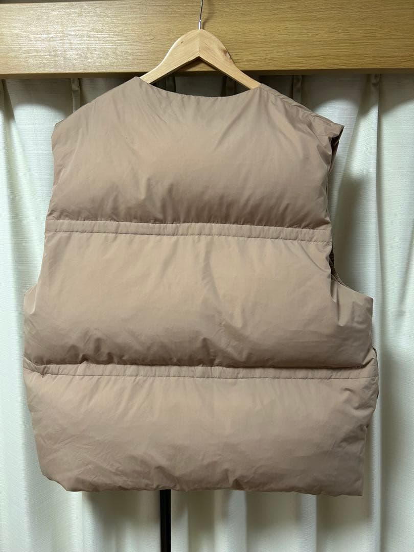 Marmot x Beams ベージュ ダウンベスト　カニエ