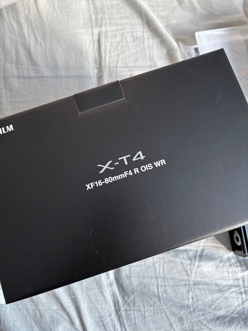 1435ショット‼️極美品 FUJIFILM X-T4 ボディ おまけ付き！！