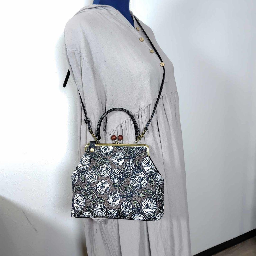 【専用】ミナペルホネン/rosyロージィーブラウン/木玉がま口ショルダー革